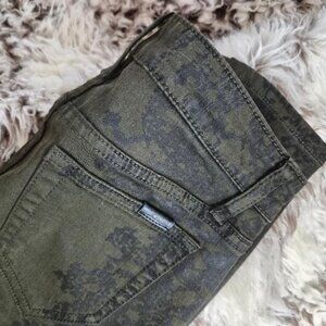 Joe’s Jeans Skinny Ankle Jeans Size 25 Dark Green w/ Black Floral Accent Design